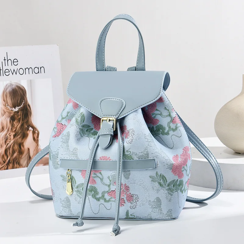 새로운 Femal 배낭 캐주얼 패션 자수 PU 소재 여 - Fashion Backpack Women 리뷰 및 가격